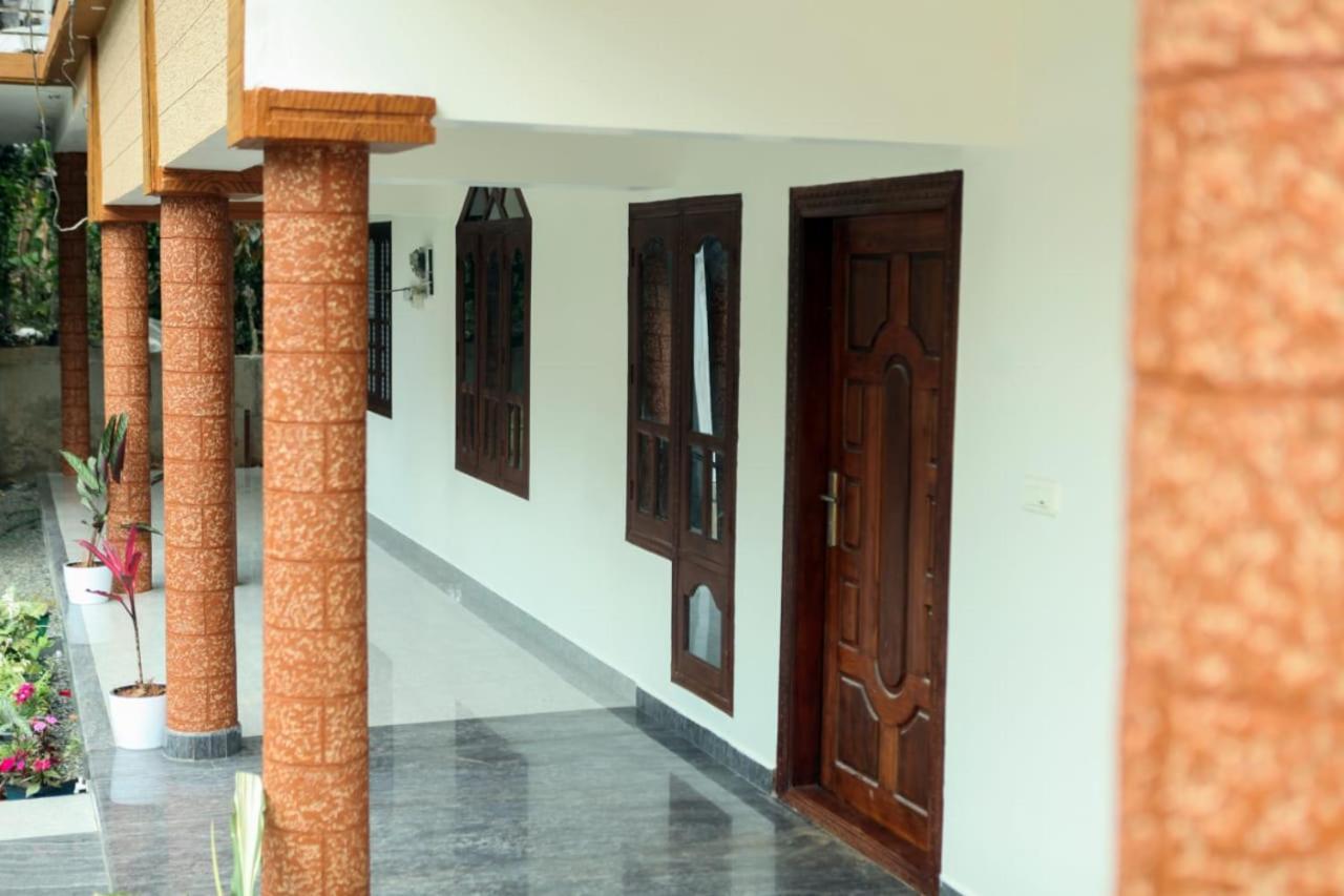 Annus Homestay Ramakkalmedu エクステリア 写真